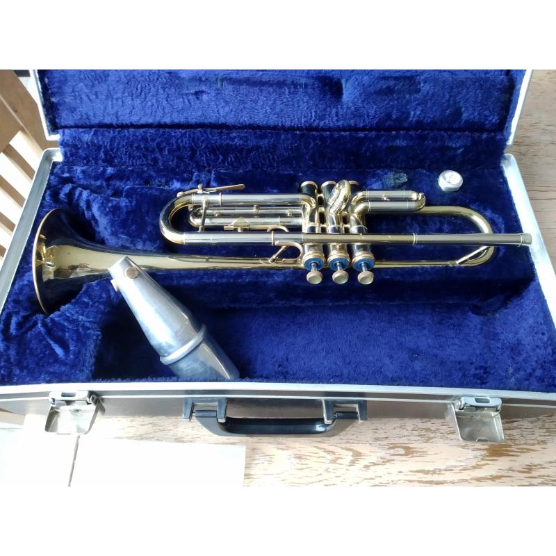 Bb Trompet - AMATI ATR 305