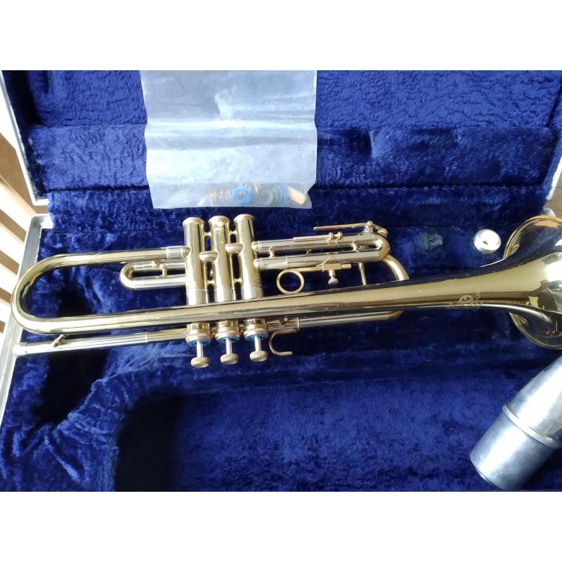 Bb Trompet - AMATI ATR 305