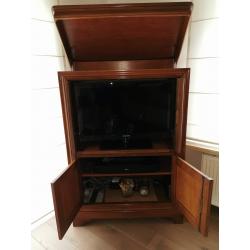 TV Kast Notelaar