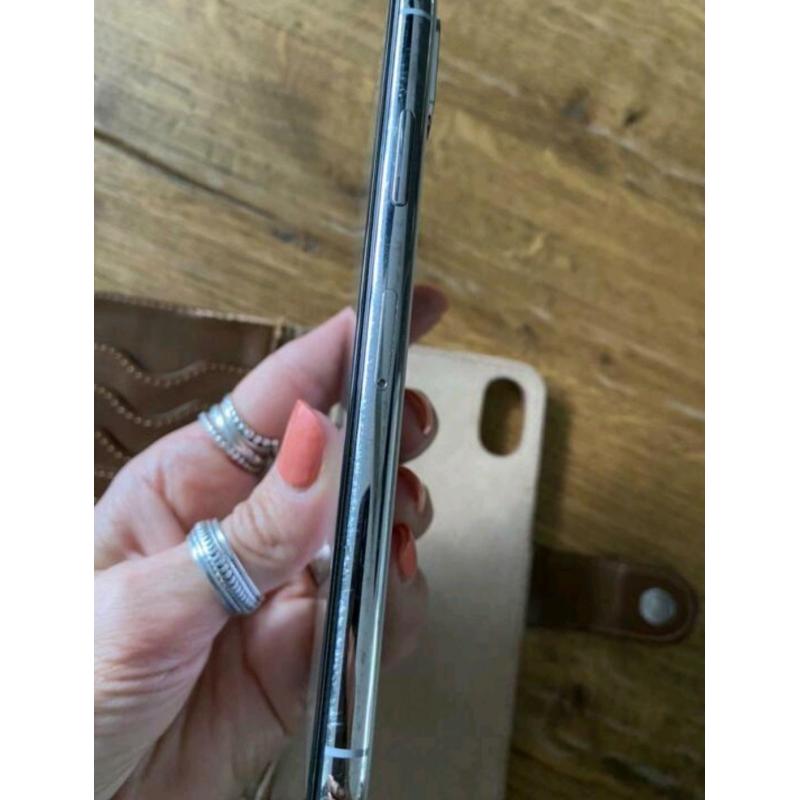 iPhone x €225