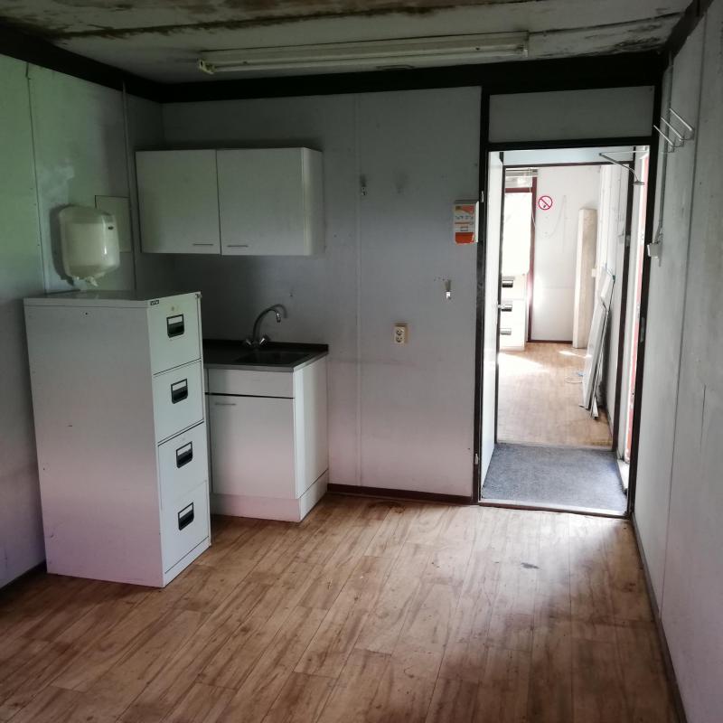 noodwoning container