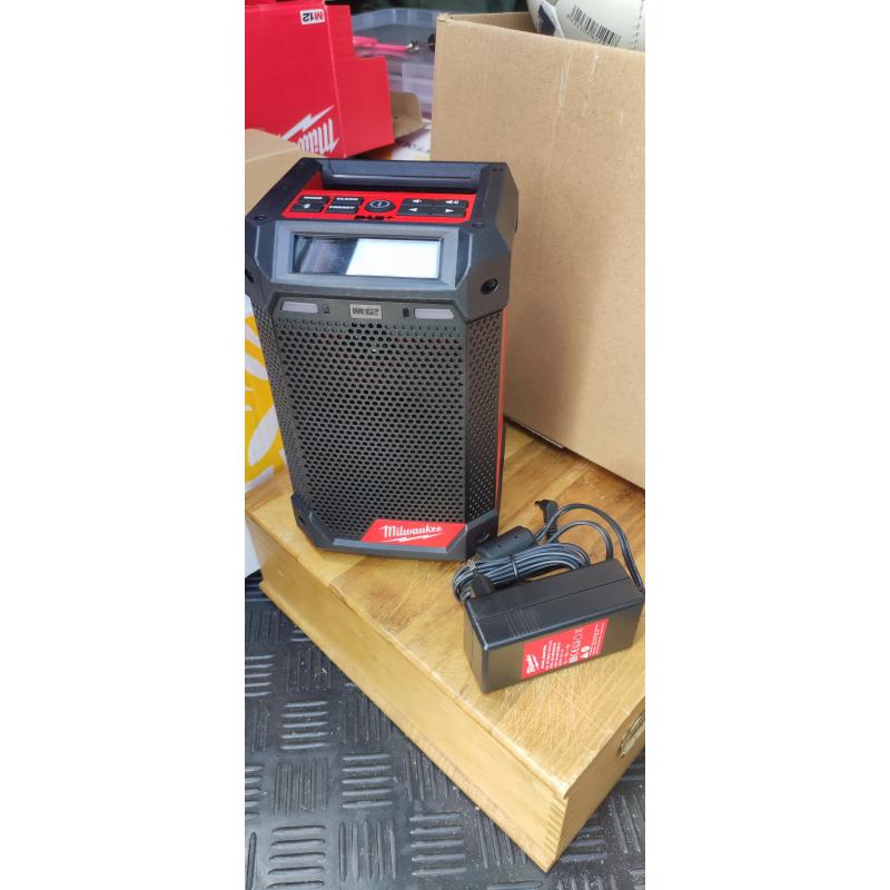 NIEUW M12 RCDAB  radio en 1 M12  4Ah accu