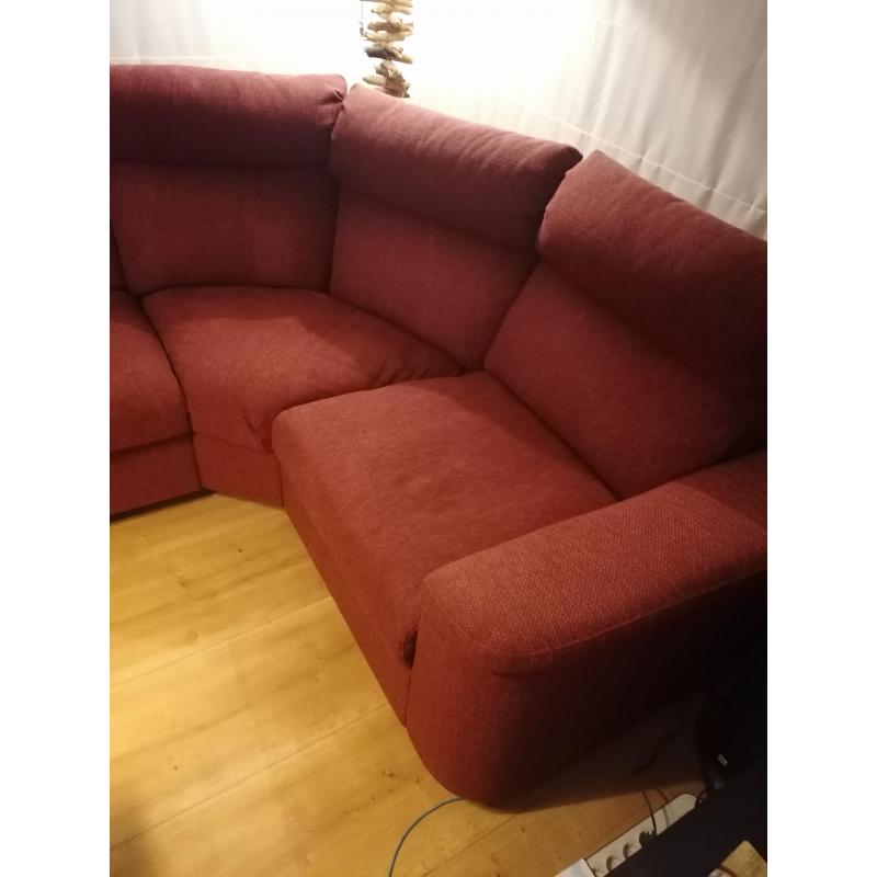 Rood stoffen Hoeksalon Lidhult