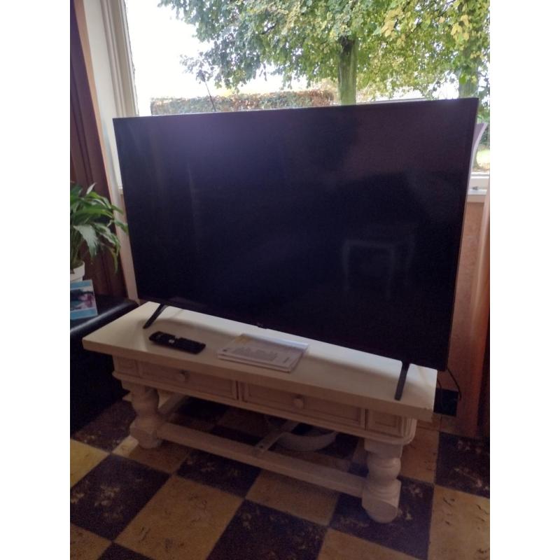LG smart tv 43 inch aangekocht op 2-10-21 met 2 jaar fabrieksgarantie
