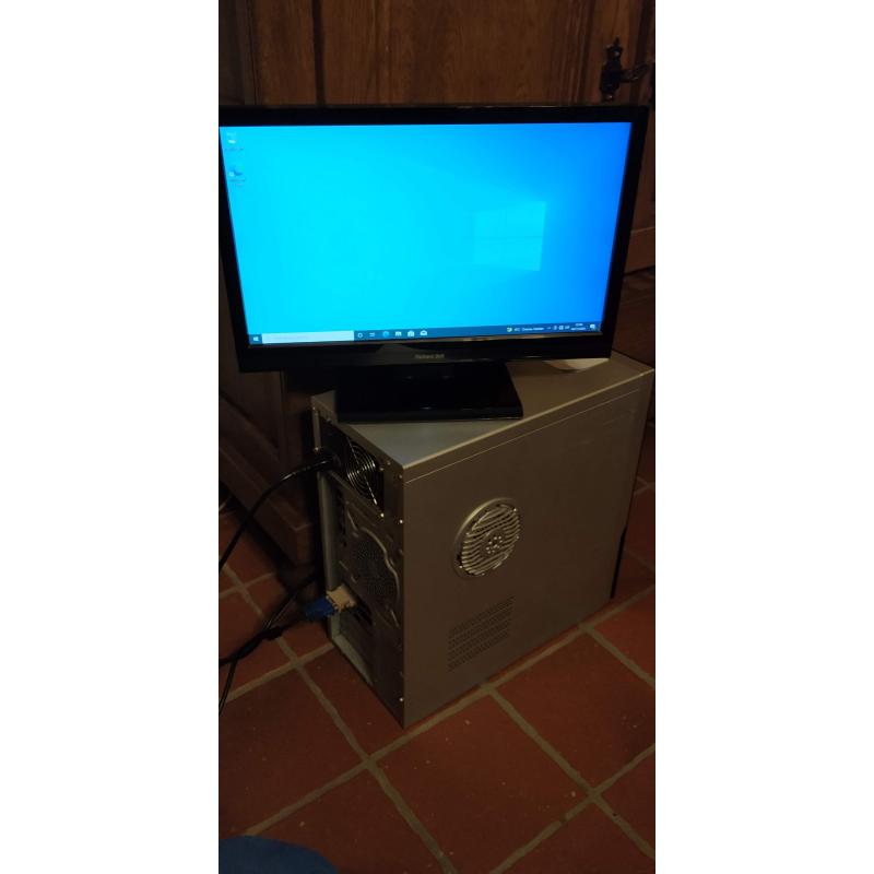 Computer en Scherm (Windows 10 Pro)