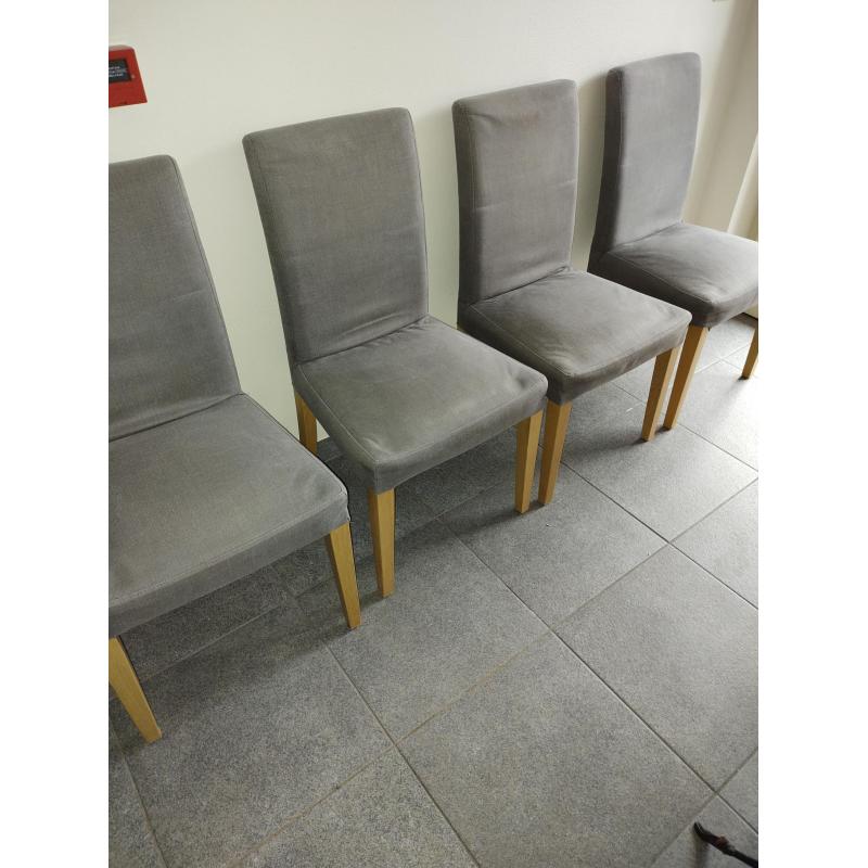 Eetkamerstoelen