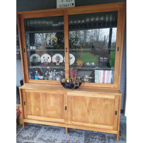 Mooie teakhouten buffetkast