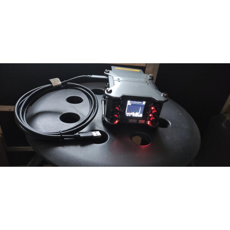ZOOM F6 field recorder