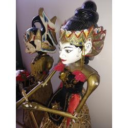 DECORATIE JAVAANSE HOUTEN POPPEN