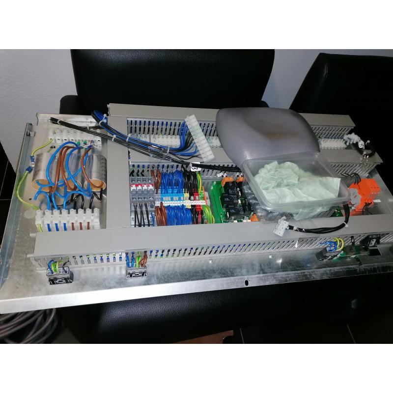 Professionele zonnebank Luxura X5 34SLI