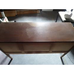 Commode met spiegel
