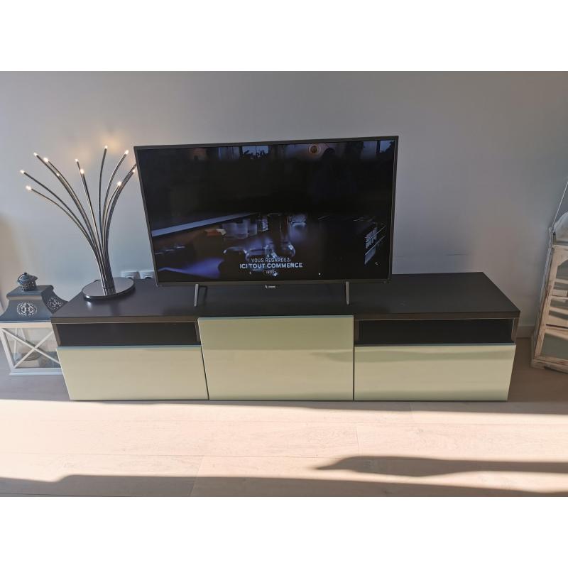 Te koop TV meubel ikea