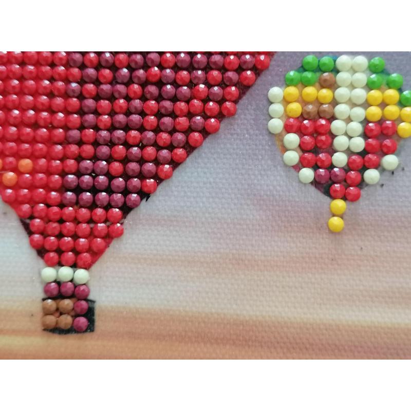 Diamond Painting "Luchtballonnen" 30 x 30 cm afgewerkt
