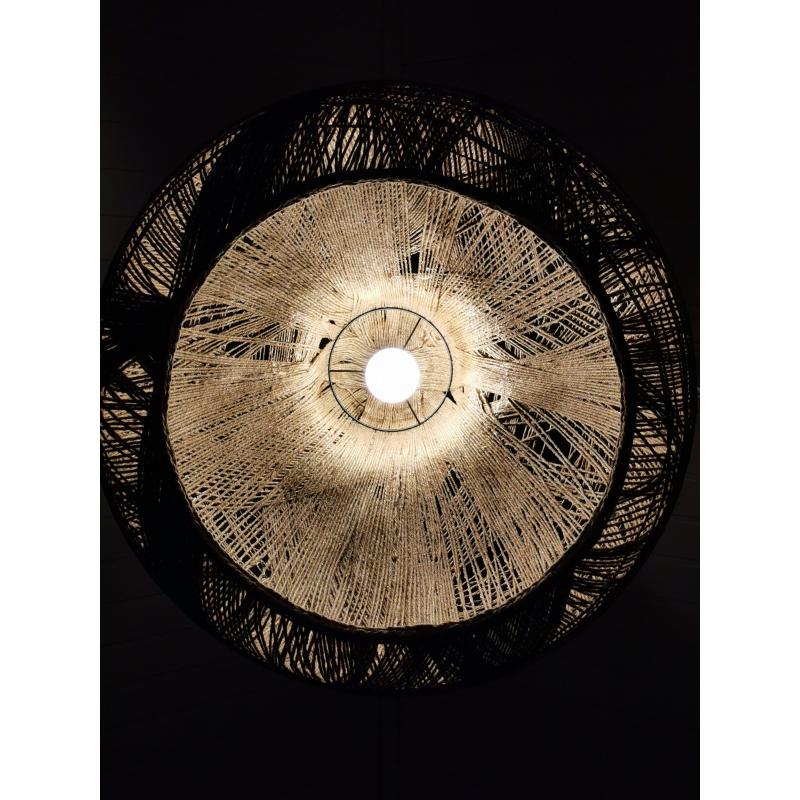 Handgemaakte hanglamp.