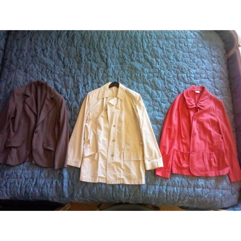 dames merkkledij mantelpakjes, jasjes, blouses, gilets en meer