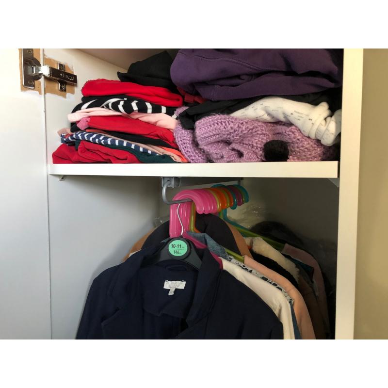 Complete Kinderslaapkamer: bed-kleerkasten, enz.