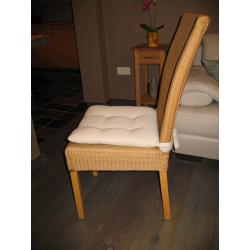 4 eetkamerstoelen