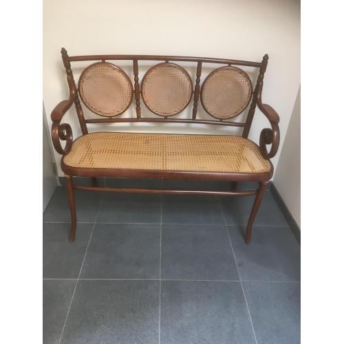 thonet bankje