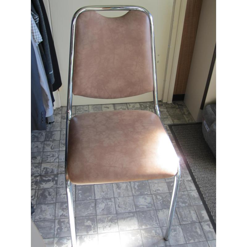 keukentafel met stoelen