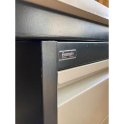 Bureau 2x (wit, merk Emmein)