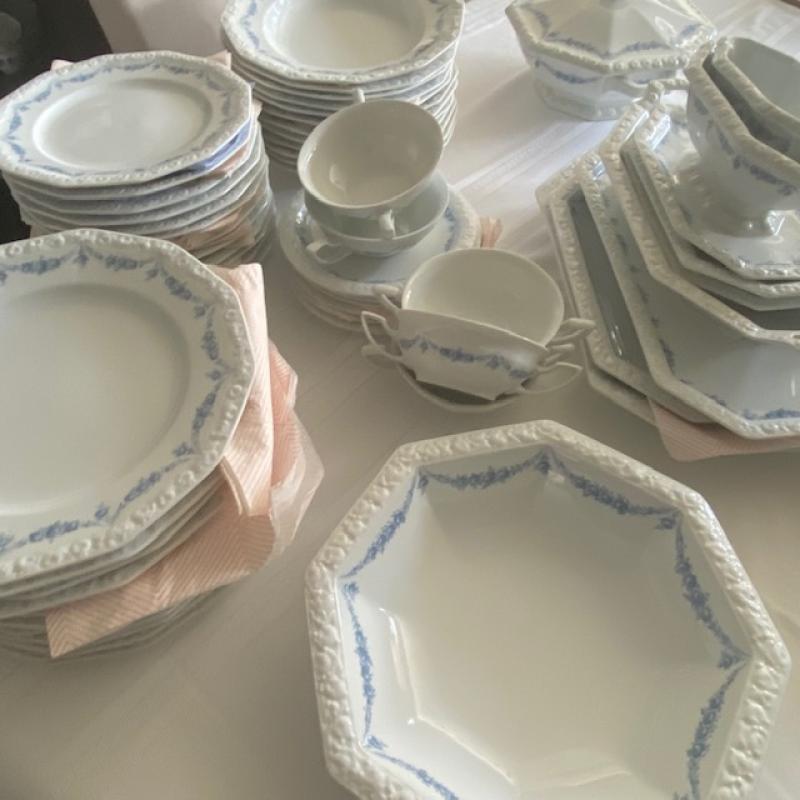 Volledig servies Rosenthal, classic Rose Colletion