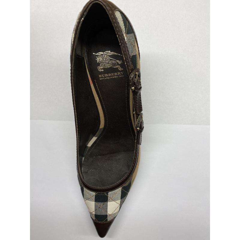 Prachtige Burberry pumps in uitzonderlijke staat.