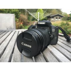 Canon EOS800D met lens 18-135mm