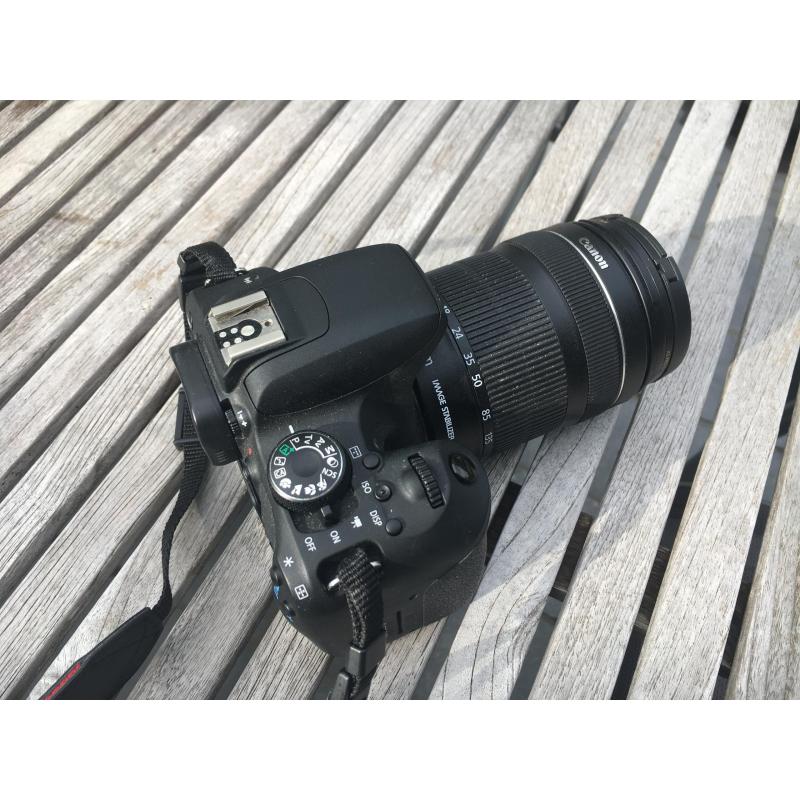 Canon EOS800D met lens 18-135mm