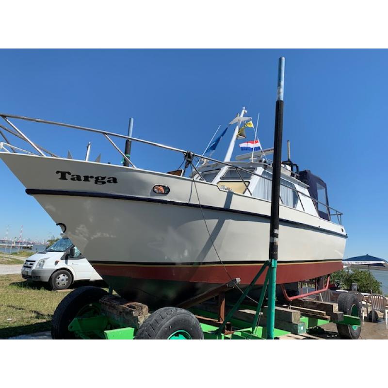 Motorjacht BeachCraft  10.00 x 3.00 x 0.90