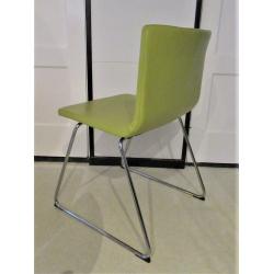 Moderne 4-persoons Eettafel met 4xStoelen zgan