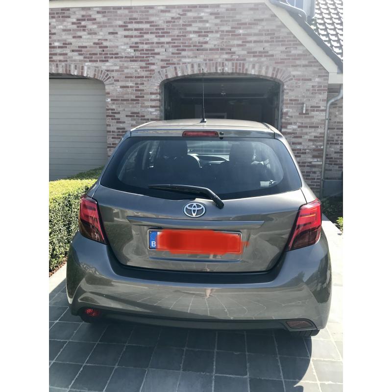 Toyota Yaris 1.33 VVT-i 6 MT Style LHD (2017)