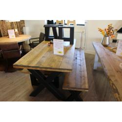 Stevige robuuste steigerhouten tafel nu 289