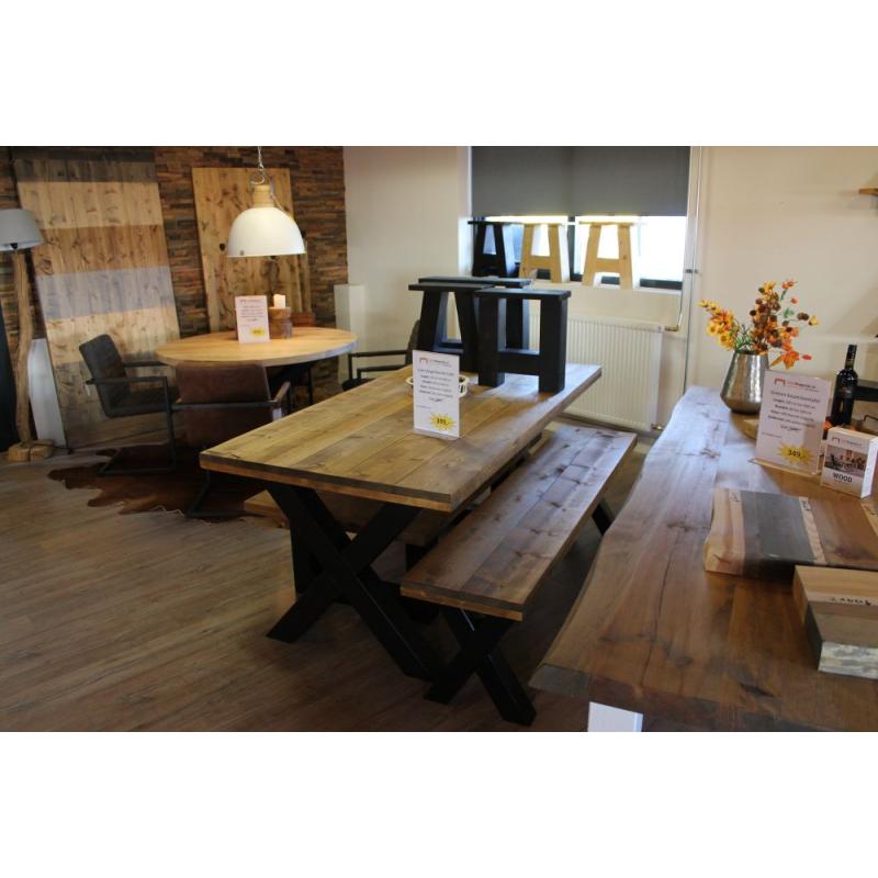 Strakke prijs sterke brocante steigereettafel 289,-