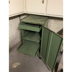 GRATIS BEZORGD! robuuste kloostertafel nu 350,-