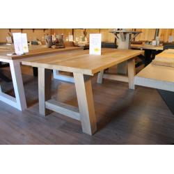 Stevige robuuste steigerhouten tafel nu 289
