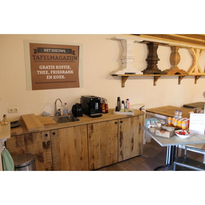 Strakke prijs brocante robuuste steigerhouten eettafel 289,-