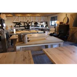 THUIS BEZORGD! Trendy kloostertafel nu 350,-