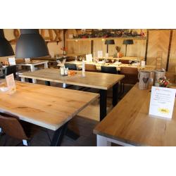 XXL uitverkoop robuuste eiken tafel nu €418!