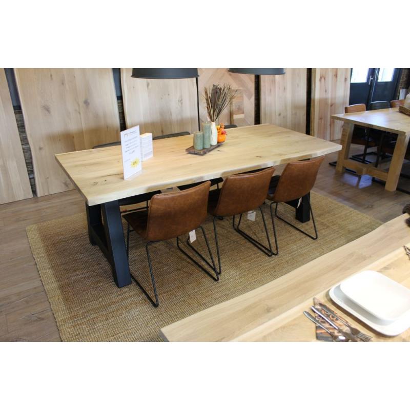 Élegance leuke Houten eiken eettafel 449,-