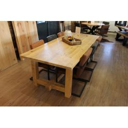 Strakke prijs brocante robuuste steigerhouten eettafel 289,-