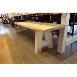 Nieuw! Rustieke brocante kloosterhouten eettafel nu €299