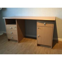 Bureau in perfecte staat