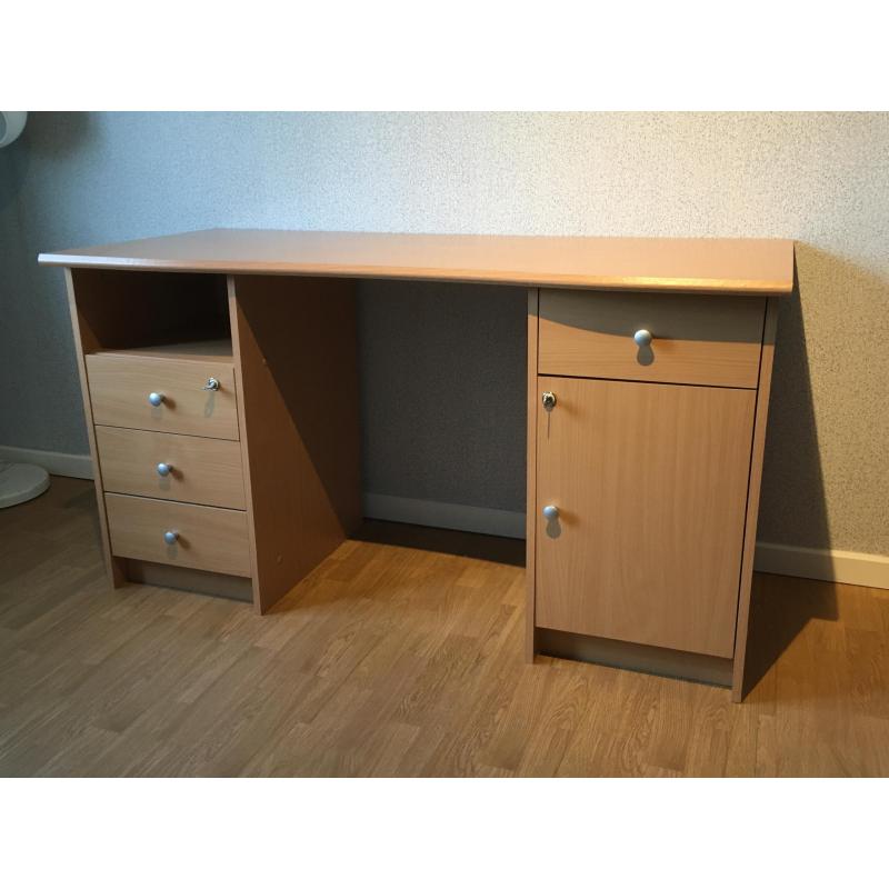 Bureau in perfecte staat