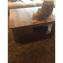 Salontafel in teakhout