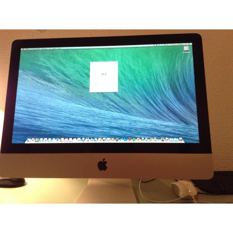 Te Koop een Niet Gebruikte 20 Inch iMac met 2 Ghz Intel Core 2 Duo 64 Bit Computer met Serienummer W88041YEX87 met 2 Ghz met draadloos internet Inclusief de Originele Aankoopdoos en een Originele Upgrade Doos Office voor de Mac.