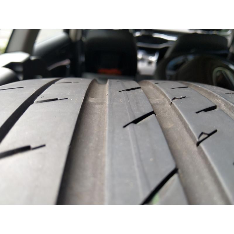 Zomerbanden op velg 235/40 R18