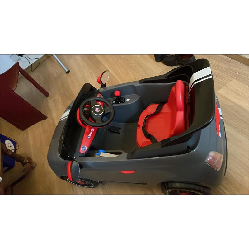 SUPERAANBIEDING! NIEUWE elektrische kinderauto FIAT 500 van topmerk PEG-PEREGO!