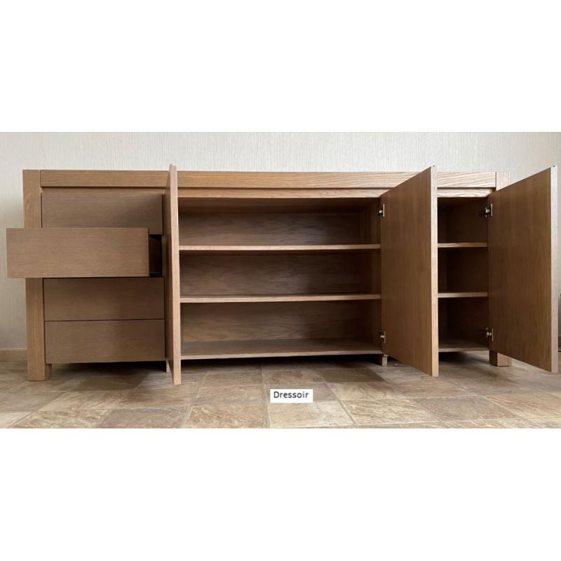 Complete eetkamer in eik