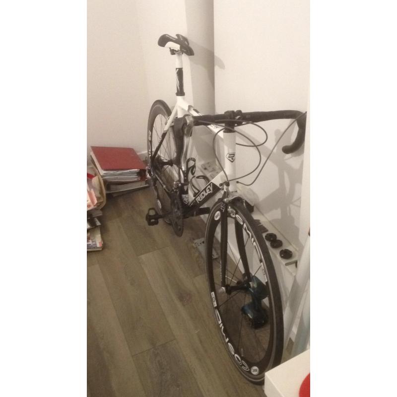 Ridley Fenix sharp edge design