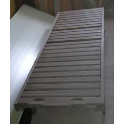 Houten ligzetel